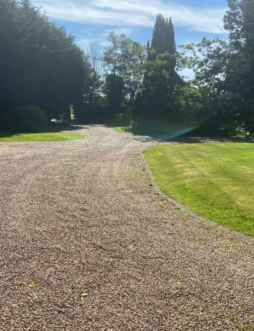 Barncroft Luxury Bed & Breakfast 3*, Solihull