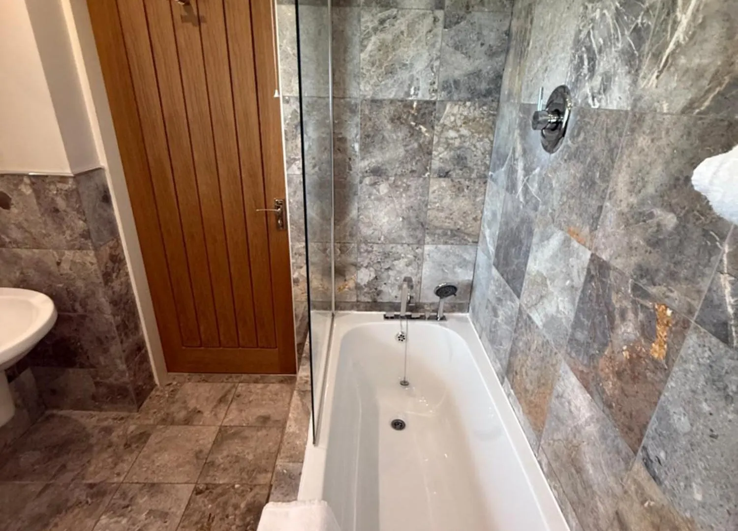 Barncroft Luxury Bed & Breakfast  Solihull